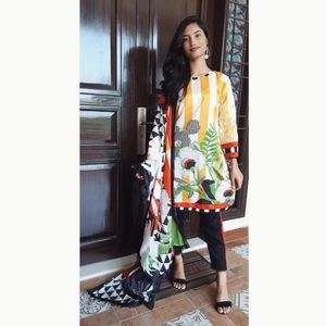 Meet your Posher, Aamna